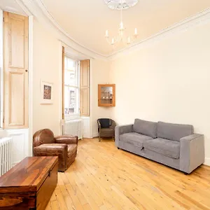  Apartment Joivy Charming Flat Near St Giles