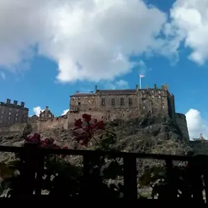  Apartment Joivy Stylish Castle View